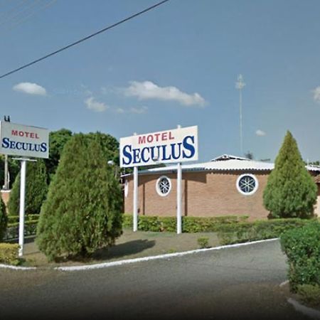 Motel Seculus Barretos Ngoại thất bức ảnh